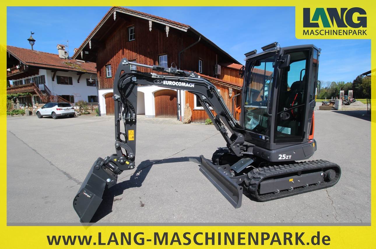 Bagger und Minibagger Eurocomach 25 ZT inkl. Powertilt & Löffelset