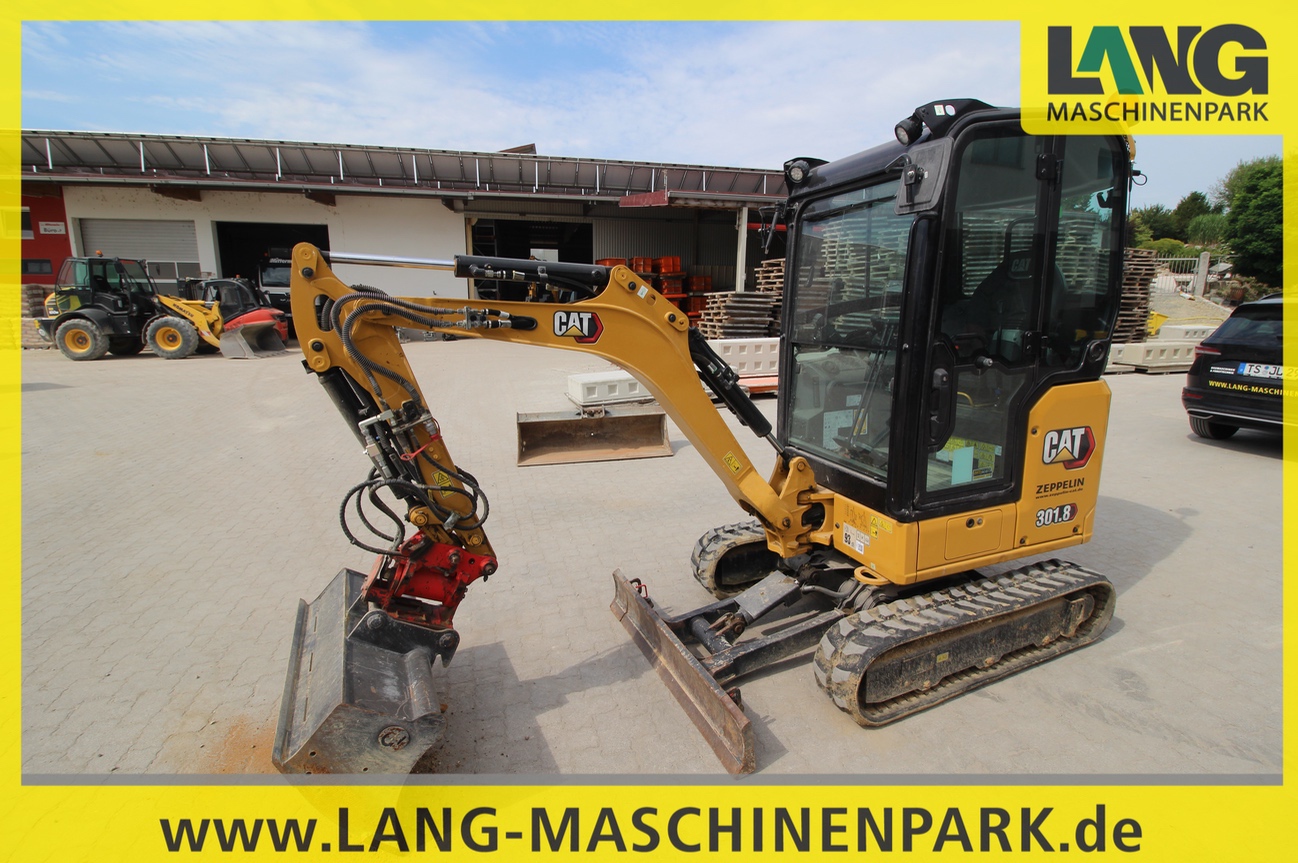 Bagger und Minibagger - CAT 301.8 inkl. Powertilt