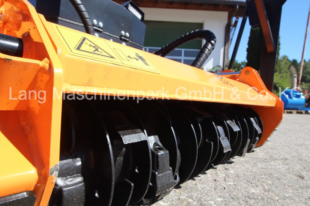 Mulcher als Anbaugeräte FAE RCU 45